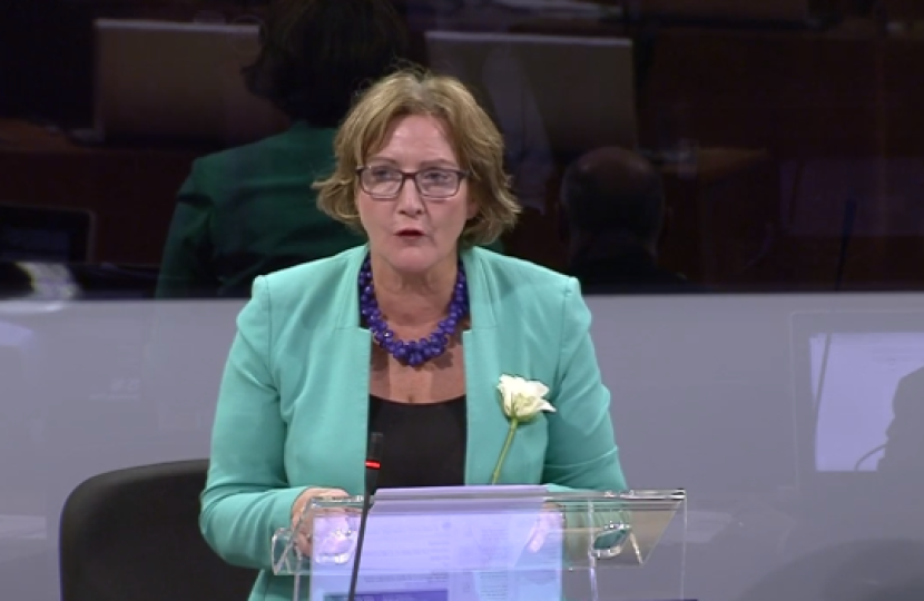 Janet in esports debate