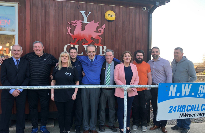 Janet opening Y Clwb