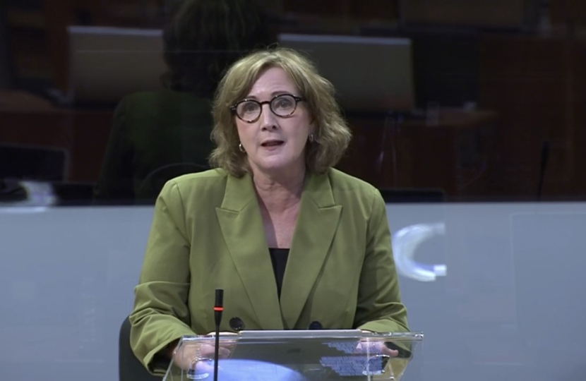 Janet Finch-Saunders MS