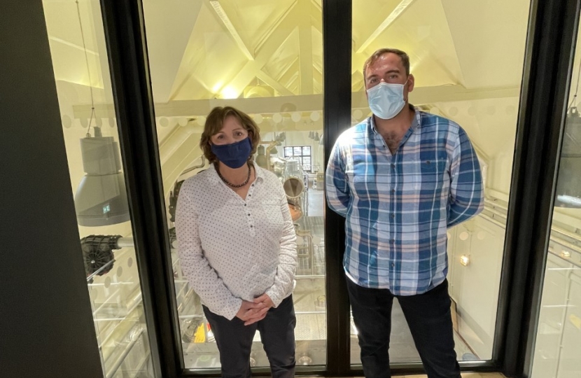 Janet Finch-Saunders MS