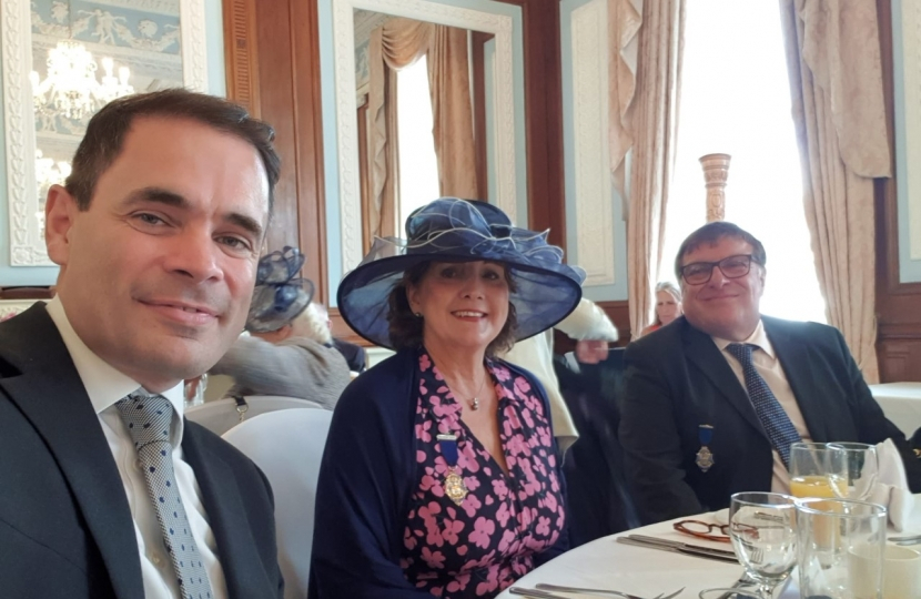 Janet Finch-Saunders MS