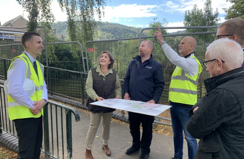 Janet Finch-Saunders MS