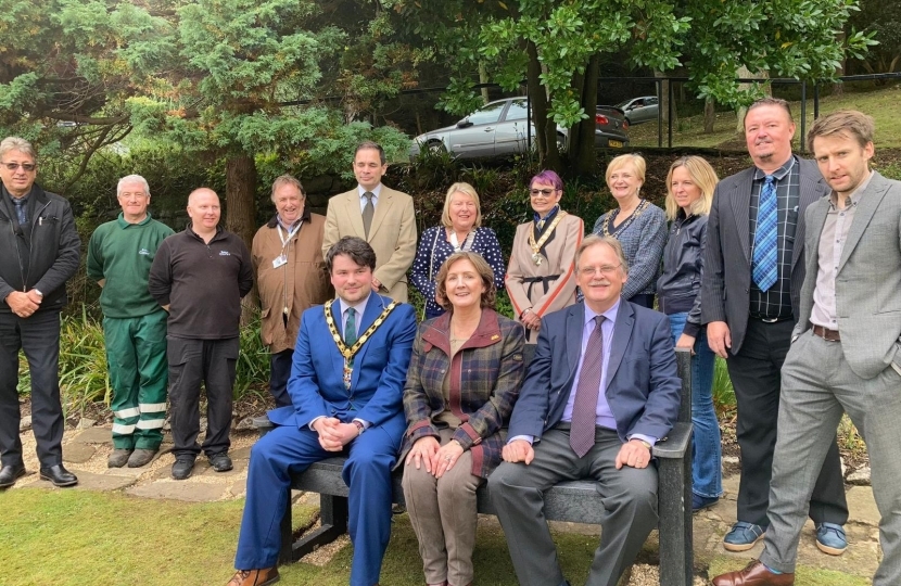 Janet Finch-Saunders MS