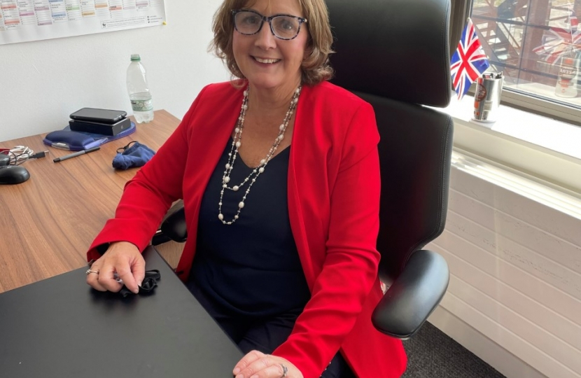 Janet Finch-Saunders MS