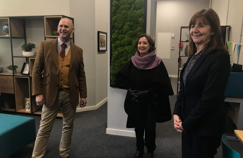 Janet Finch-Saunders MS