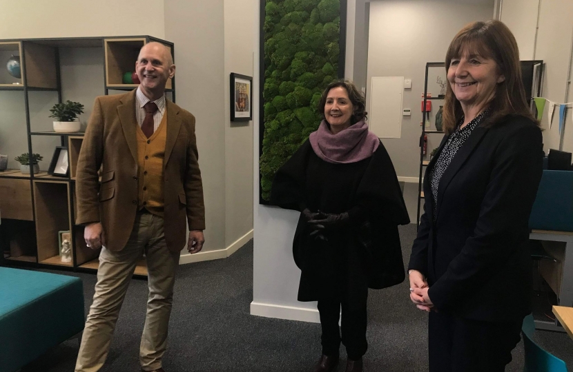 Janet Finch-Saunders MS