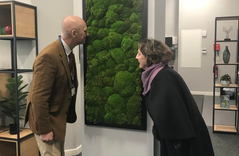 Janet Finch-Saunders MS