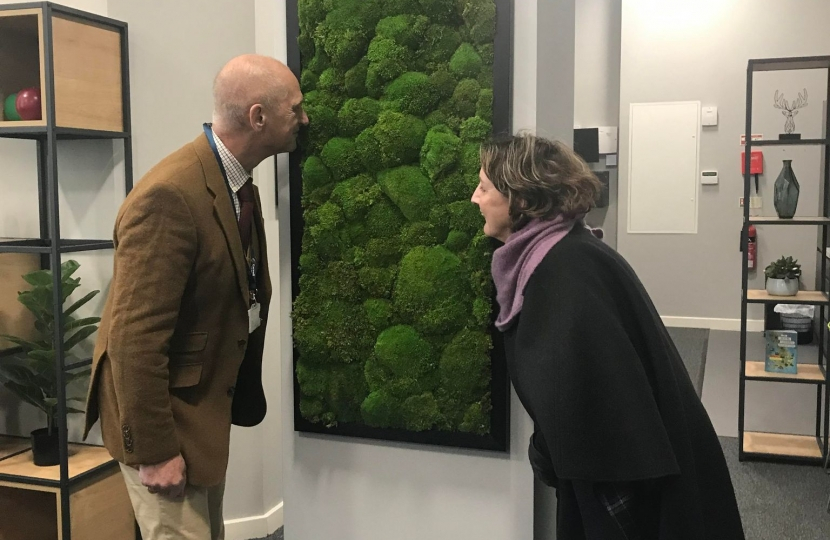 Janet Finch-Saunders MS