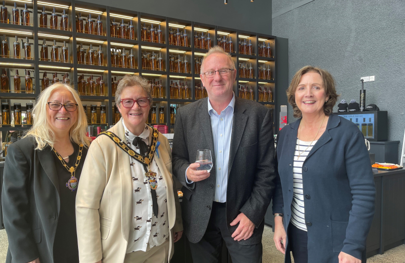 Mayoress Linda Bailey, Mayor Cllr Carol Marubbi, Mr Stephen Davies (Chief Executive) & Janet Finch-Saunders MS/AS (L to R)
