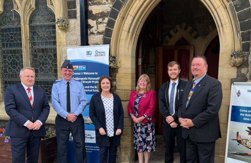 Darren Millar MS/AS, Squadron Leader John Dunn , Janet Finch-Saunders MS/AS, Cllr Angie O’Grady, Tom Montgomery Deputy Mayor, Cllr Greg Robbins