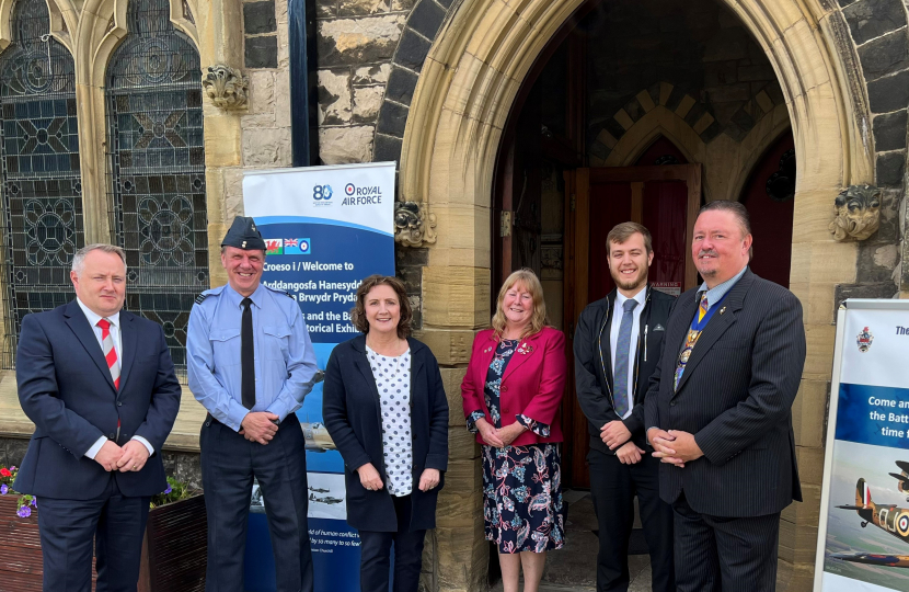 Darren Millar MS/AS, Squadron Leader John Dunn , Janet Finch-Saunders MS/AS, Cllr Angie O’Grady, Tom Montgomery Deputy Mayor, Cllr Greg Robbins