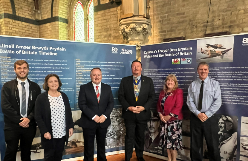 Tom Montgomery, Janet Finch-Saunders MS/AS, Darren Millar MS/AS, Deputy Mayor Cllr Robbins, Cllr Angie O'Grady & Squadron Leader John Dunn