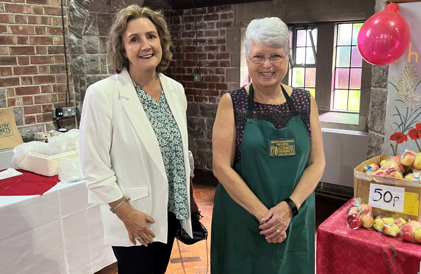 Janet Finch-Saunders MS at the Rhos-on-Sea Country Market