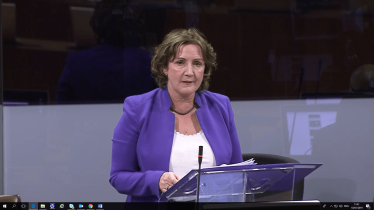 Janet in the senedd