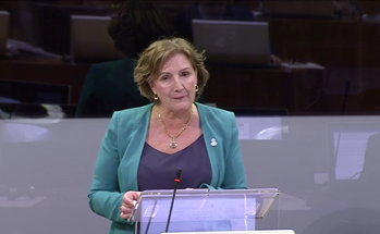 Janet in the senedd 22519 