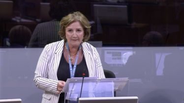 Janet during Sight debate