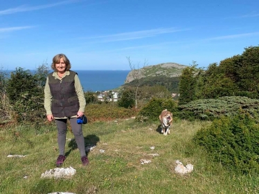 Janet Finch-Saunders MS