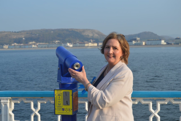 Janet Finch-Saunders MS