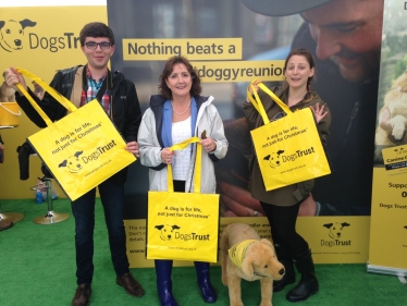 Photo: Janet Finch-Saunders MS/AS at a Dog's Trust Event