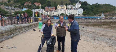 Janet Finch-Saunders MS