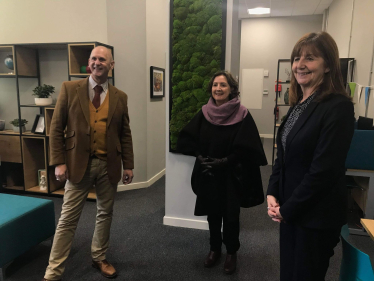 Janet Finch-Saunders MS