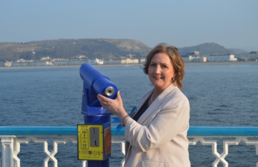 Janet Finch-Saunders MS