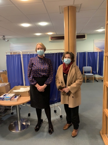 Janet Finch-Saunders MS