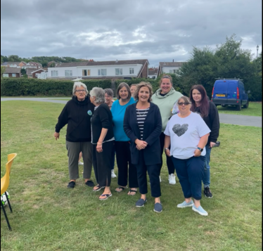 Janet Finch-Saunders MS/AS with Friends of Cae Derw