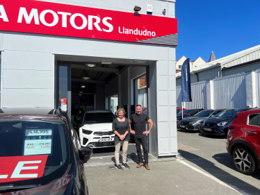 Janet Finch-Saunders MS & Mr Dave Paveley