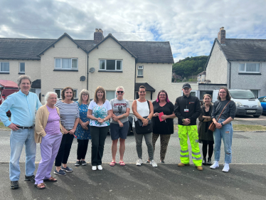 Janet Finch-Saunders MS, Cllr John Rooney, Cllr Julie Fallon, Friends of Deganwy Community Group   
